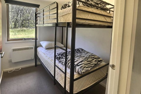 Cape Cod - Newcastle Accommodation 4