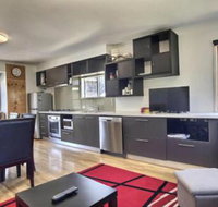 Cape Cod - Newcastle Accommodation