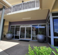 Mayfair Motel Emerald - Newcastle Accommodation