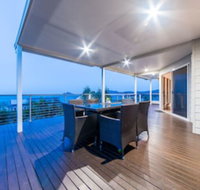 Hydeaway Bay Beach House - Newcastle Accommodation