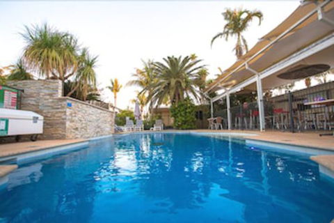 Point Samson Resort - New Castle Tourism 3