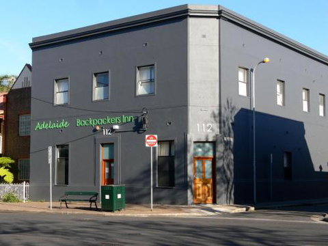 Adelaide Backpackers Inn - New Castle Tourism 0