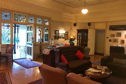 Glenella Guesthouse - New Castle Tourism 6