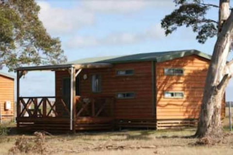 Seal Bay Cottages - New Castle Tourism 2