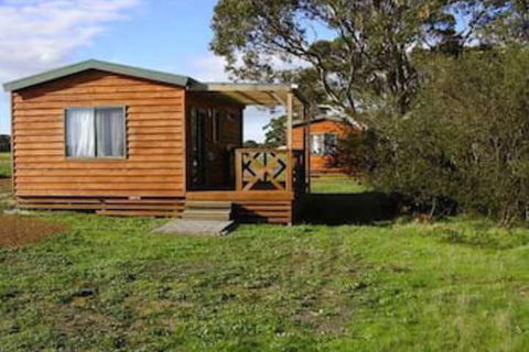 Seal Bay Cottages - New Castle Tourism 0