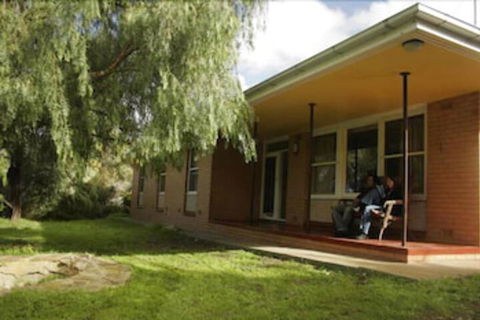 Seal Bay Cottages - New Castle Tourism 1