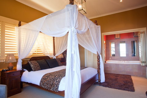 Avocado Sunset B&B - New Castle Tourism 4