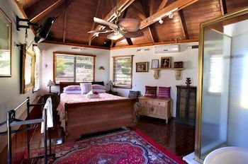 1770 Sovereign Lodge Resort - New Castle Tourism 1