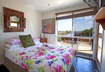1770 Sovereign Lodge Resort - New Castle Tourism 6