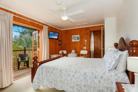 Peppertree Cottage - Newcastle Accommodation 2