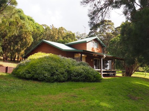 Augusta Sheoak Chalets - New Castle Tourism 2