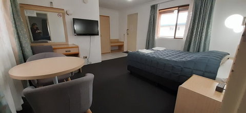 Abel Tasman Motel - New Castle Tourism 3