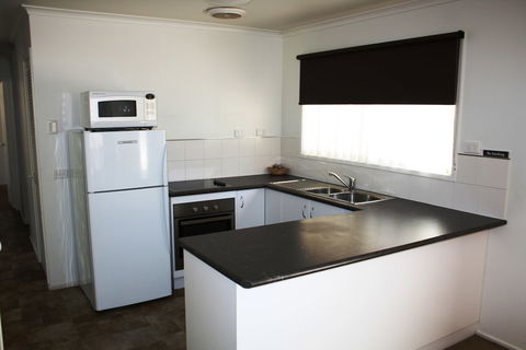 A-line Holiday Park - New Castle Tourism 3
