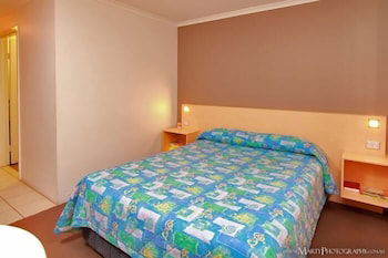 Morayfield Tavern & Motel - New Castle Tourism 4