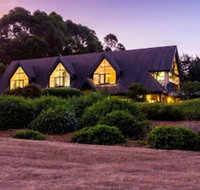 Ocean Vines Retreat - Newcastle Accommodation