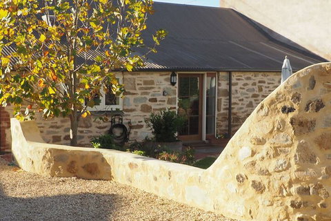 Cobblers Cottage B & B Accommodation - Newcastle Accommodation 1