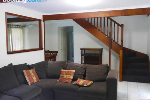 Wyndham Lodge - New Castle Tourism 5