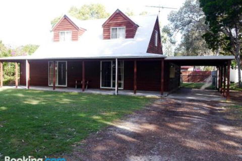 Wyndham Lodge - New Castle Tourism 0