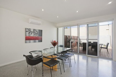 Anglesea River Apartments - Newcastle Accommodation 5