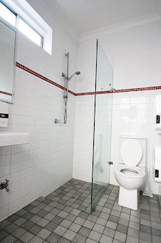 Zing Backpackers - Newcastle Accommodation 5