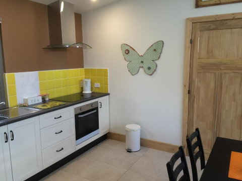 The Grape & Olive At Willunga - Newcastle Accommodation 5