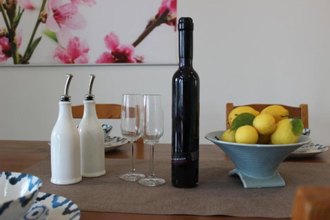 The Grape & Olive At Willunga - Newcastle Accommodation 6