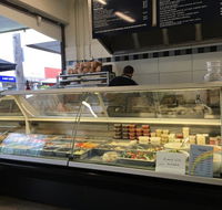 Jim's Seafood  Grill - Newcastle Accommodation