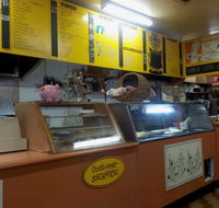 Twin's Cafe - Newcastle Accommodation