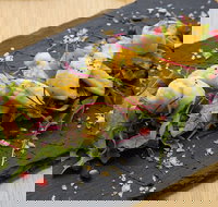 Hovell Bar and Grill