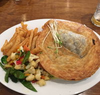 Watering Hole Tavern Monbulk - Newcastle Accommodation
