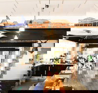 Paynesville Hotel - Newcastle Accommodation