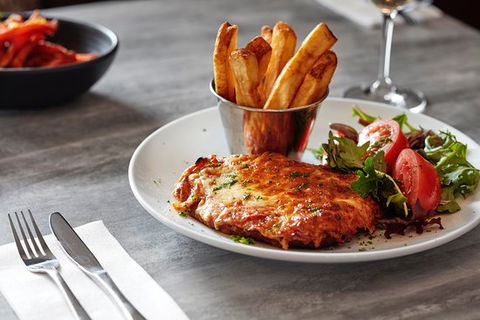 The Royal Hotel Drouin - Newcastle Accommodation 0