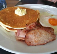 Wallder's Cafe - Newcastle Accommodation