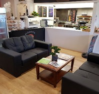 Winston Lodge Mobil Roadhouse