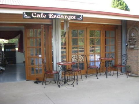 Cafe Escargot - Newcastle Accommodation 0