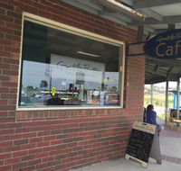 Grantville Pantry - Newcastle Accommodation