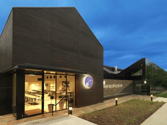Neerim North VIC Newcastle Accommodation
