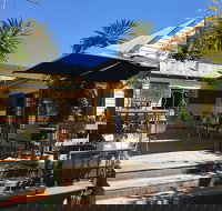 Sawtellis - Newcastle Accommodation