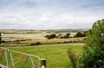 The 12 Apostles Inn / Princetown Tavern - Newcastle Accommodation 1