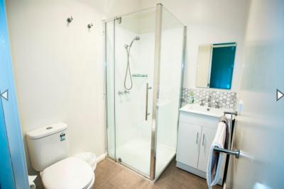 The 12 Apostles Inn / Princetown Tavern - Newcastle Accommodation 3