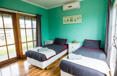 The 12 Apostles Inn / Princetown Tavern - Newcastle Accommodation 11