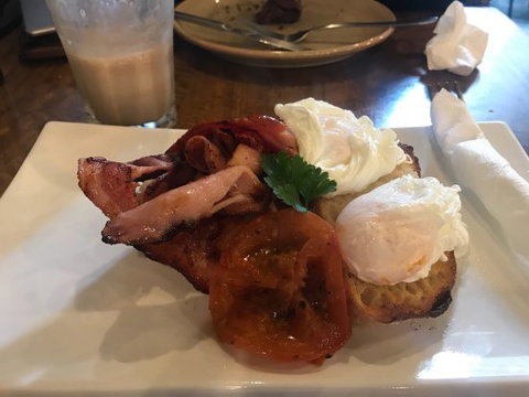 Cafe De Casablanca - Newcastle Accommodation 0