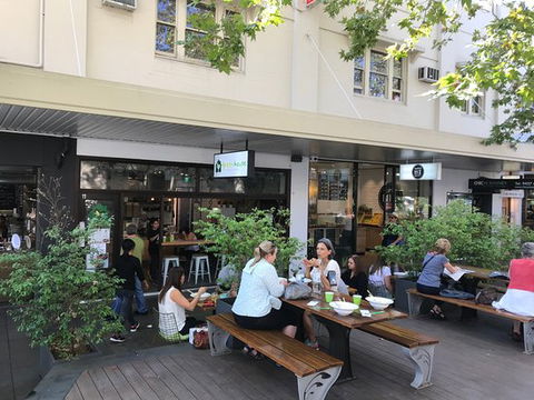 Greenhouse Salads - Newcastle Accommodation 0