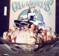 Greg and Audrey's - Newcastle Accommodation