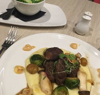 Mach One Restaurant  Bar - Newcastle Accommodation