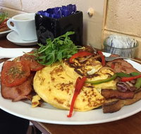 Blackheath Continental Deli - Newcastle Accommodation