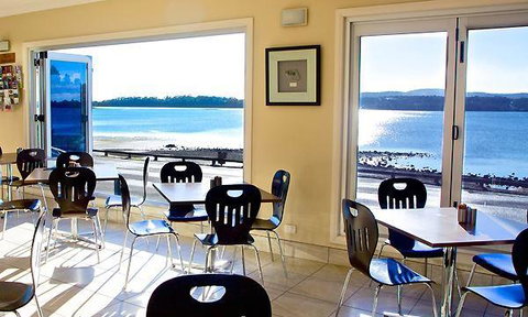 The River Cafe At Beauty Point - Newcastle Accommodation 11