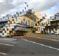 Horse and Jockey Hotel - Newcastle Accommodation