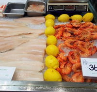 Molly's Seafood - Newcastle Accommodation