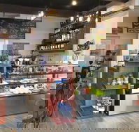 Rawsome Earth Cafe - Newcastle Accommodation